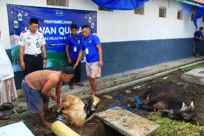 Lapas Banyuwangi Potong 12 Hewan Qurban, Warga Binaan Akan Nyate Bareng