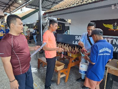Momen Iduladha Lapas Banyuwangi, Warga Binaan Kompak Nyate Bareng